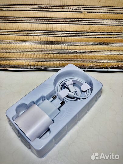 Быстрая зарядка для iPhone 20w (блок + кабель)