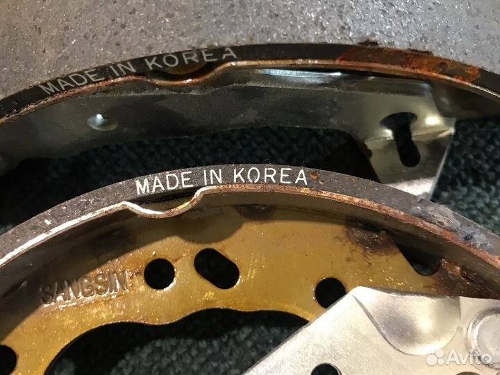 Тормозные колодки барабанные