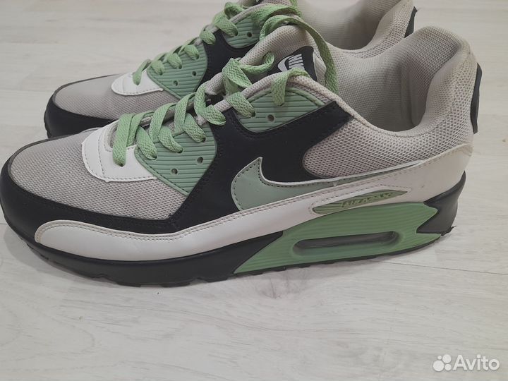 Кроссовки найк