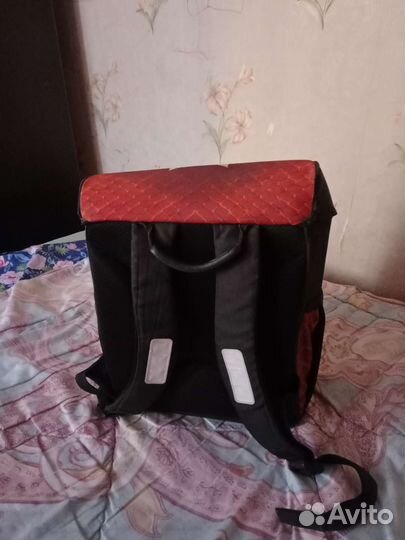 Школьный рюкзак