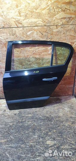 Дверь задняя левая Opel Astra H 2004-2014