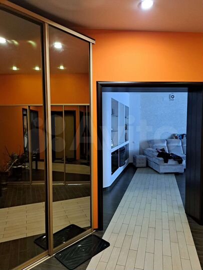 3-к. квартира, 157 м², 2/4 эт.