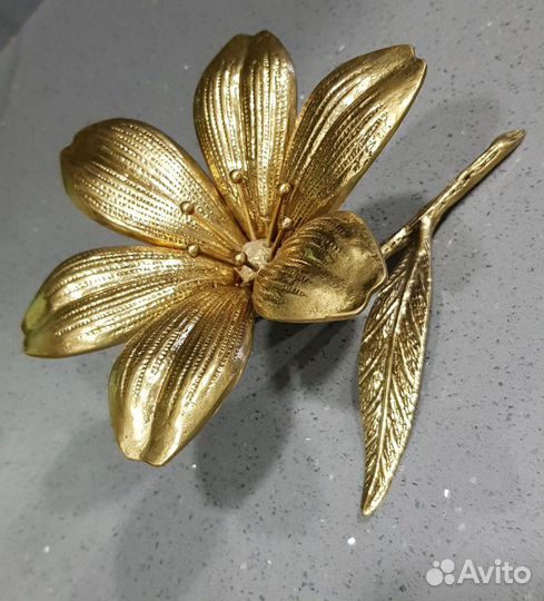 Пепельница цветок бронза