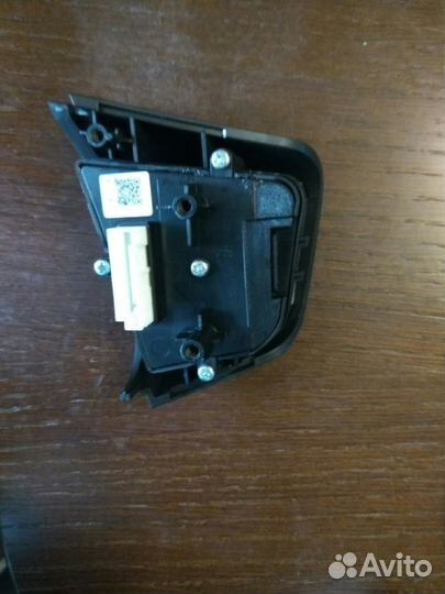 Хендай Крета кнопки на руль(правая часть) об.панел