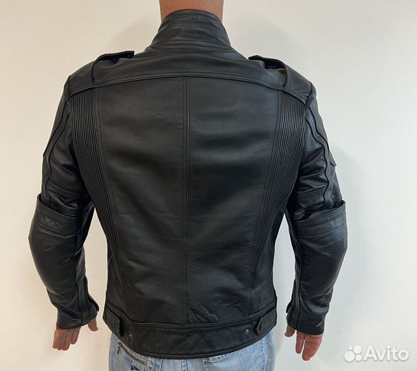 Мотокуртка кожаная мужская scoyco XL