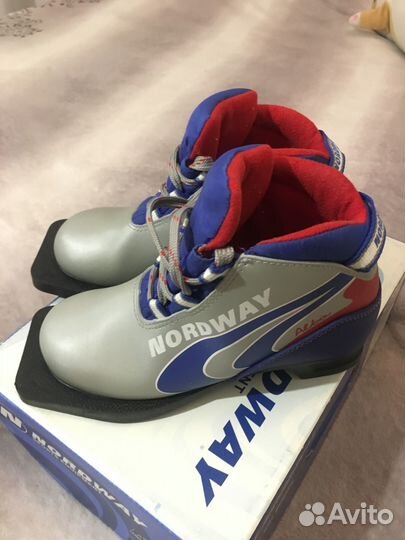 Лыжные ботинки р. 31