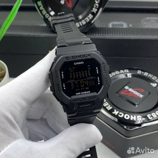 Часы Casio G-Shock G-squad