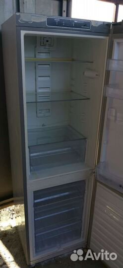 Холодильник бу whirlpool