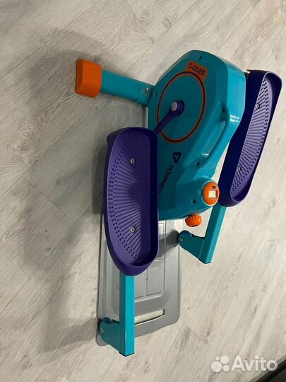 Эллиптический тренажер