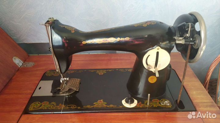 Швейная машинка бу