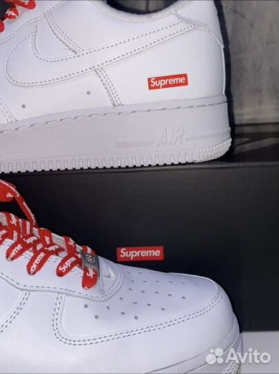 Nike Air Force 1 low supreme