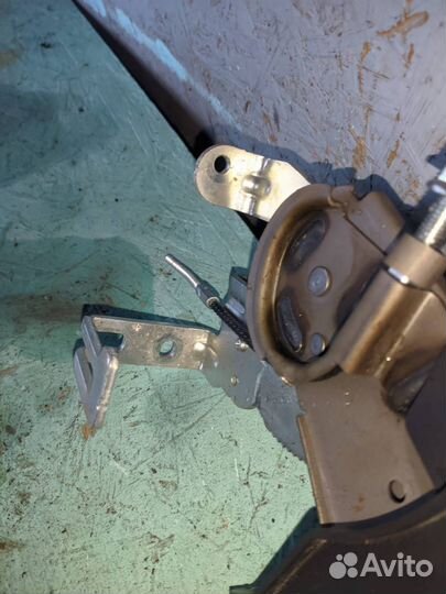 Рычаг стояночного (ручного) тормоза Hyundai Solari