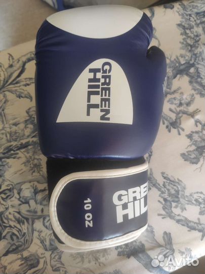 Боксерские перчатки 10 oz Green hill