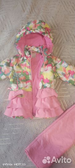 Демисезонный костюм для девочки 92