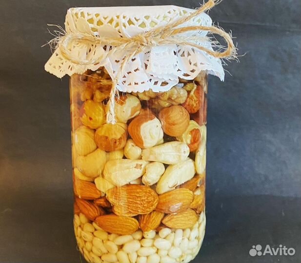 Орех и мед. Мед и орехи. Новый год подарок