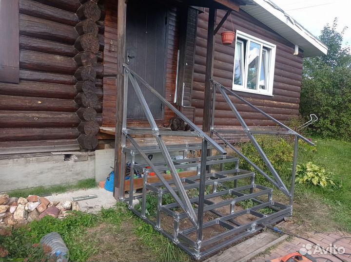 Каркасы для лестниц