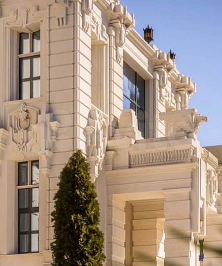 Гостиница в готическом стиле 2000 кв.м под бизнес