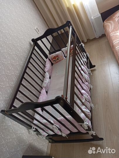 Детская кроватка