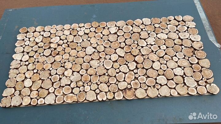 Панно из можжевельника