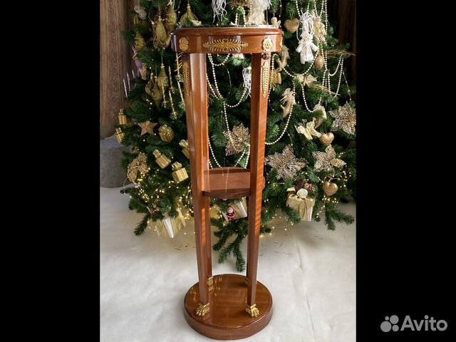 Антикварная консоль в стиле Ампир