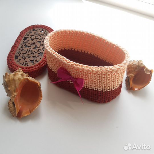 Корзинка вязаная