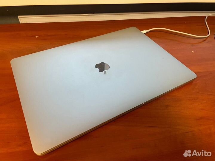 Apple MacBook Pro 16 2019 i7