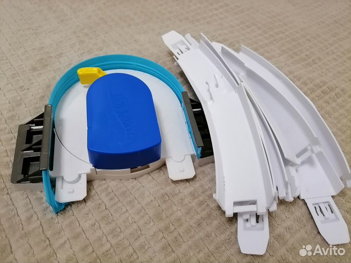 Track builder Hot wheels