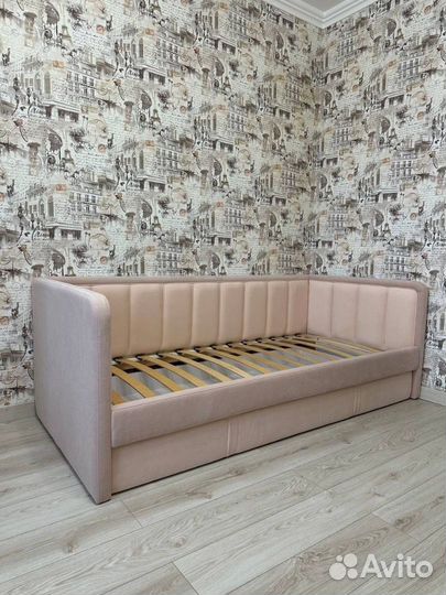 Кровать диванчик Дабл новая мягкая