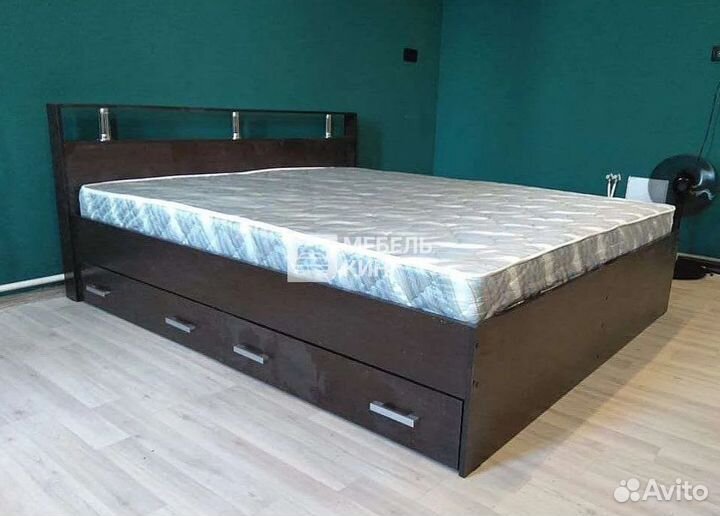 Кровать двуспальная 180х200 с ящиками