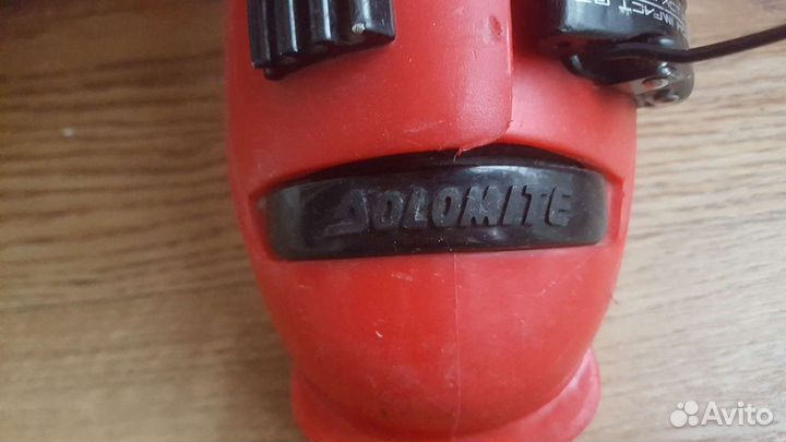 Горнолыжные ботинки Dolomite (Италия)