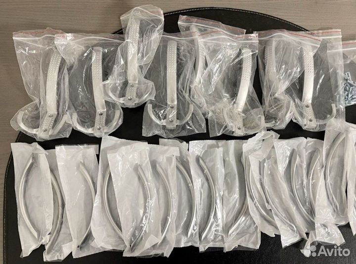 Мебельные ручки и крючки для одежды