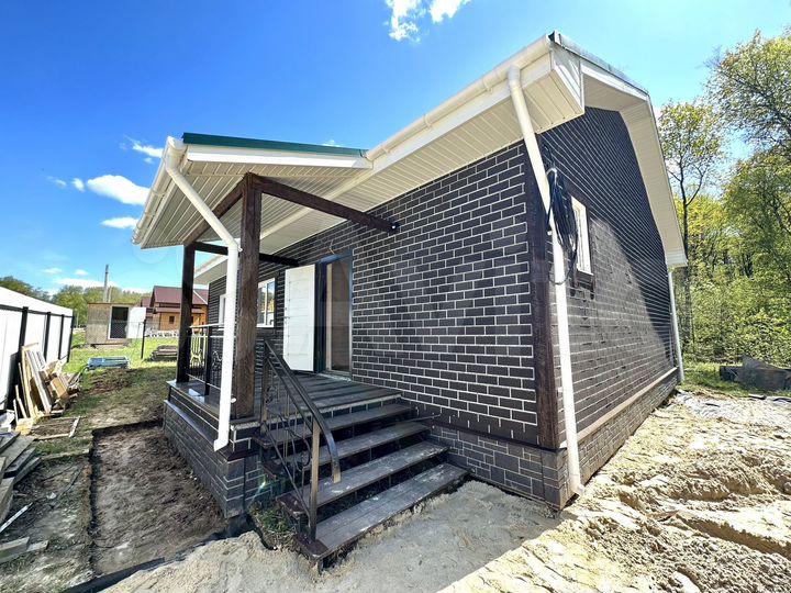 Дом 106 м² на участке 8 сот.