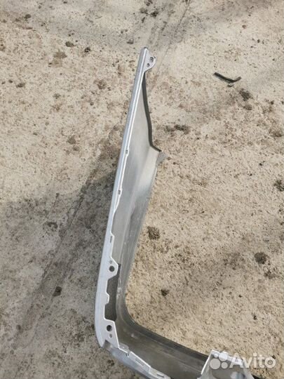 Бампер задний Toyota Alphard ANH10