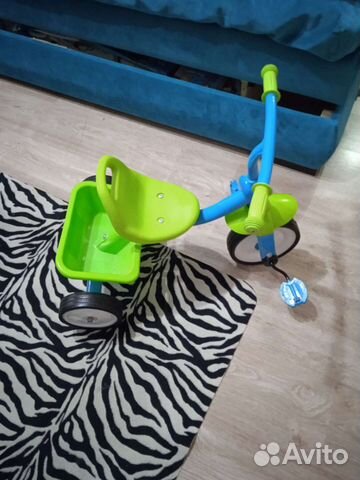 Трехколесный велосипед