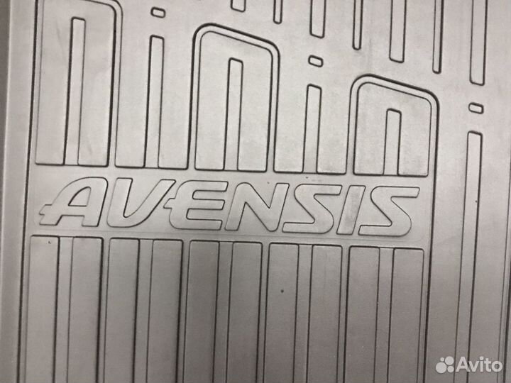 Ковры салона toyota avensis t270