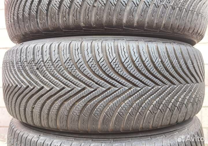 Michelin Alpin 5 215/65 R16 98H