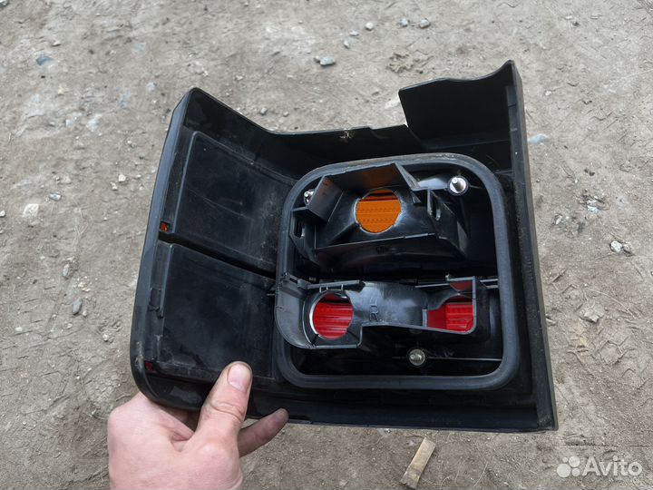 Задний правый фонарь Фольксваген пассат б 3 седан