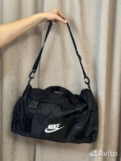 Сумка спортивная nike