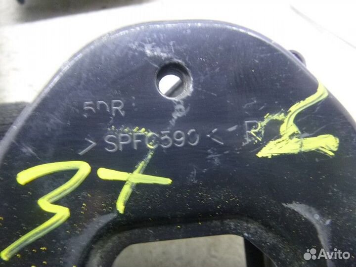 Кронштейн заднего усилителя правый KIA ceed 2007