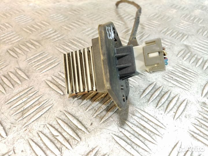 Резистор отопителя Kia Rio 2000 2005