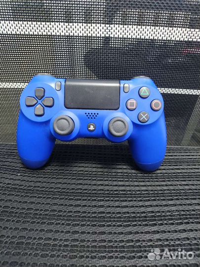 Синий джойстик на ps4 v2