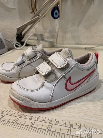 Кроссовки для девочки