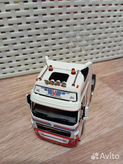 Volvo fh3 Globetrotter Xl, WSI, 1/50