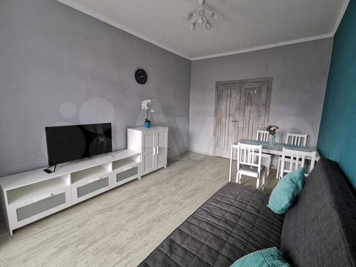 2-к. квартира, 50 м², 5/5 эт.