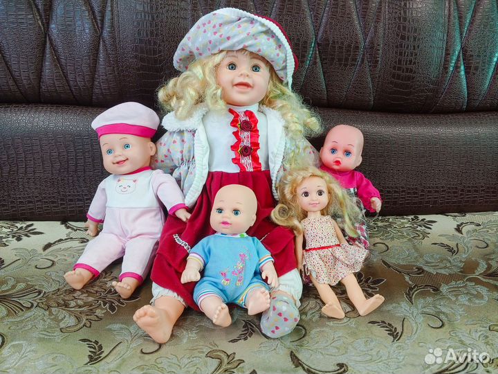 Куклы и пупсы пакетом