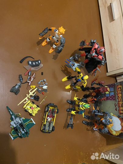 Продам роботов