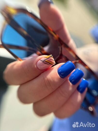 Мастер маникюра и педикюра