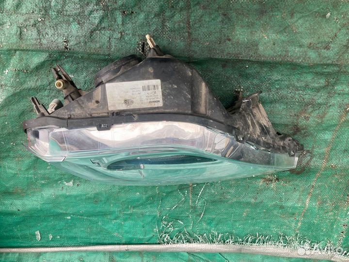 Фара правая Renault Logan Рено Логан 10-14г