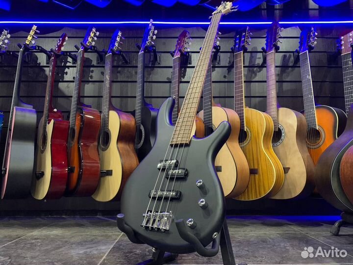 Бас Гитара Cort PJ-OPB Action Series + Чехол