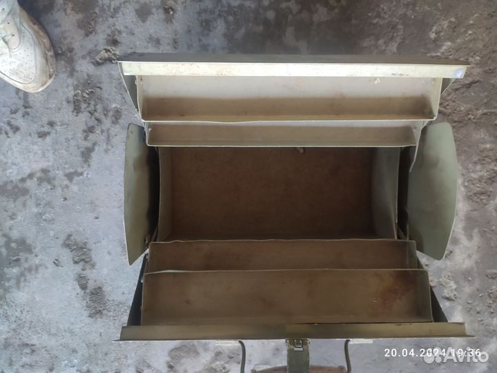 Ящик для инструмента металлический СССР